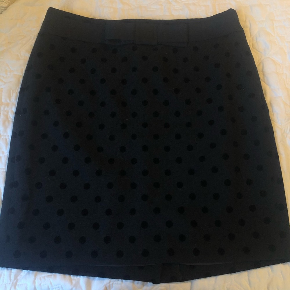 NWOT loft black pencil skirt polka dots bow 8p